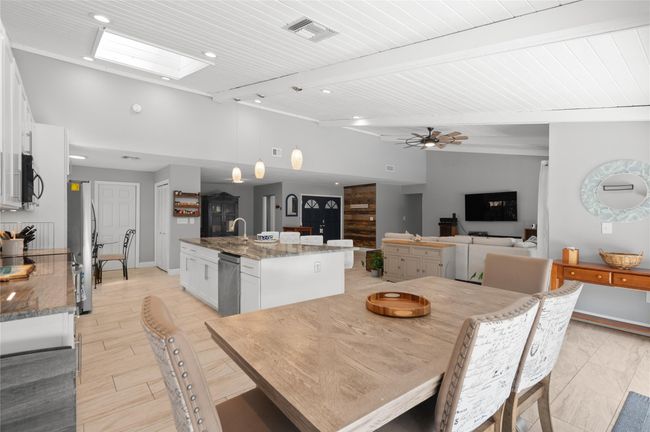 770 Nw 77 Th Ave, House other with 3 bedrooms, 2 bathrooms and null parking in Plantation FL | Image 25