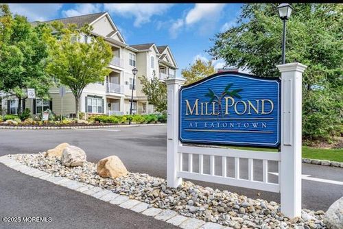 25-211 Mill Pond Way, Eatontown, NJ, 07724-2472 | Card Image