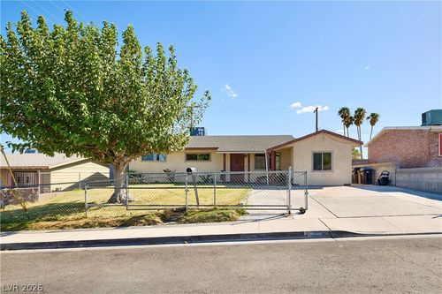609 Van Ert Ave, North Las Vegas, NV, 89030-4014 | Card Image