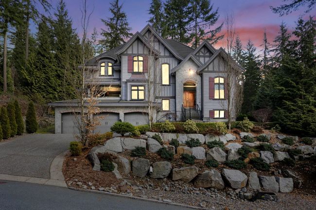 201 Westridge Lane, House other with 4 bedrooms, 4 bathrooms and 6 parking in Anmore BC | Image 2