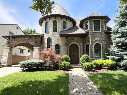 1820 Brophy Avenue, Park Ridge, IL, 60068 | Card Image