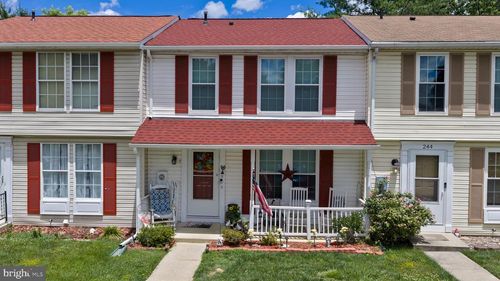246 Lily Ct, HAGERSTOWN, MD, 21740-2037 | Card Image