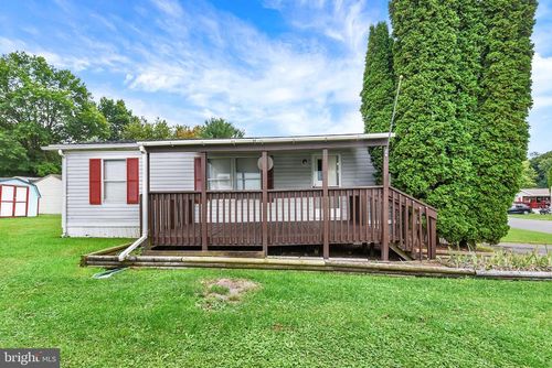 16 Siding Ln, MILLERSBURG, PA, 17061-8844 | Card Image