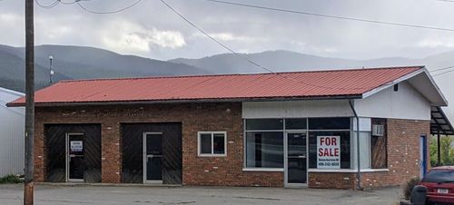 331 E Railroad Ave, Plains, MT, 59859-7742 | Card Image