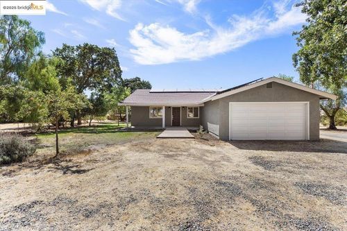 5665 Victoria Ln, Livermore, CA, 94550-9380 | Card Image