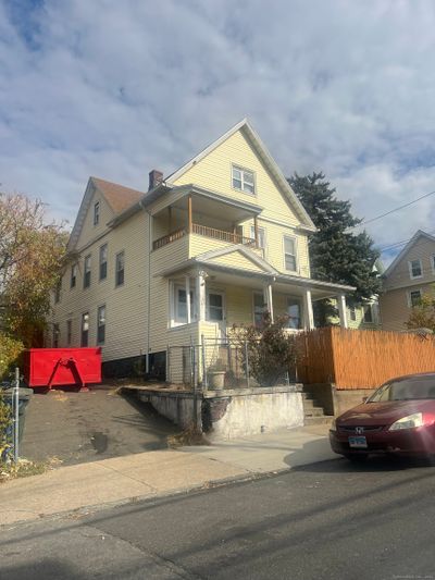 47-49 Berkshire Avenue, Home with 5 bedrooms, 2 bathrooms and null parking in Bridgeport CT | Image 1