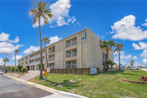 183-14300 S Padre Island Dr, Corpus Christi, TX, 78418-5933 | Card Image