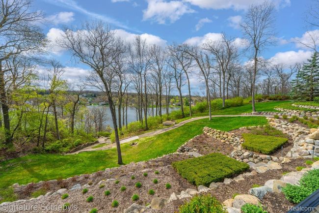 5001 Forest Valley Dr, House other with 6 bedrooms, 8 bathrooms and null parking in Clarkston MI | Image 82