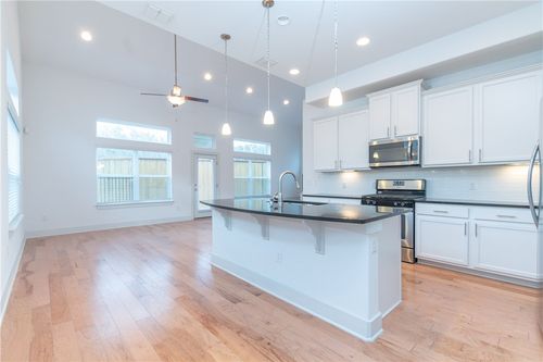 1410 Casa Dr, Austin, TX, 78745-3035 | Card Image