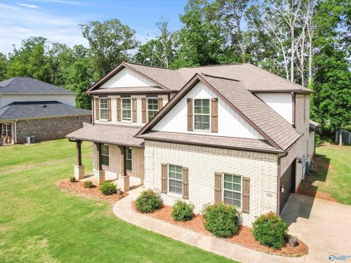 190 Summit Lakes Dr, Athens, AL, 35613-2756 | Card Image