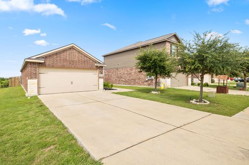 19920 Woodrow Wilson St, Manor, TX, 78653-2028 | Card Image