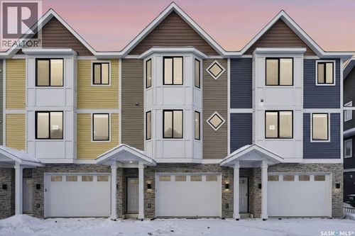 3220 11th St W, Saskatoon, SK, S7M5M4 | Card Image