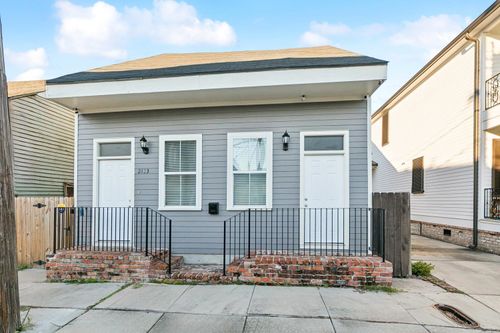 2133 Dumaine St, New Orleans, LA, 70116-2817 | Card Image