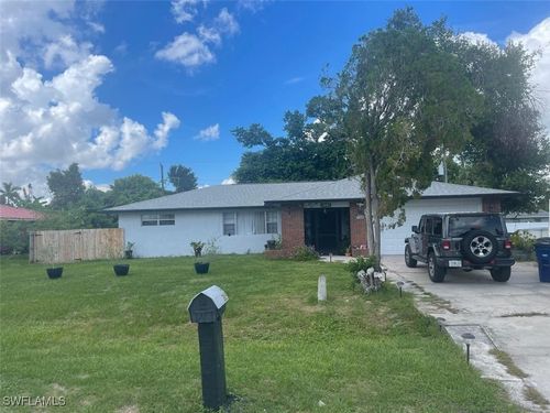 205 Utah Ave, FORT MYERS, FL, 33905-2718 | Card Image
