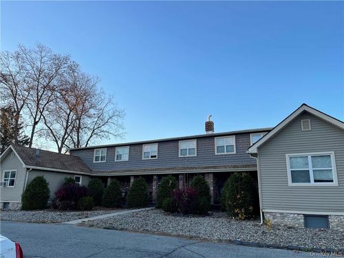 7-881 Burlingham Rd, Pine Bush, NY, 12566-3934 | Card Image