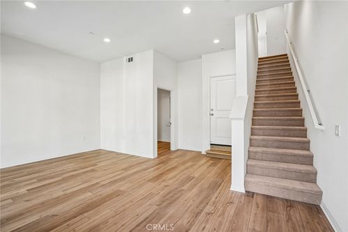 unit-2-5876 Linden Ave, Long Beach, CA, 90805-4885 | Card Image