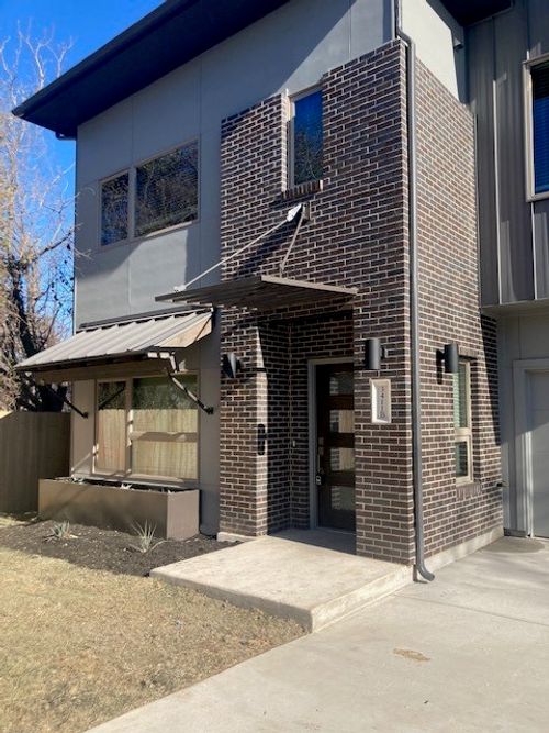 b-3411 Willow Springs Rd, Austin, TX, 78704-7221 | Card Image