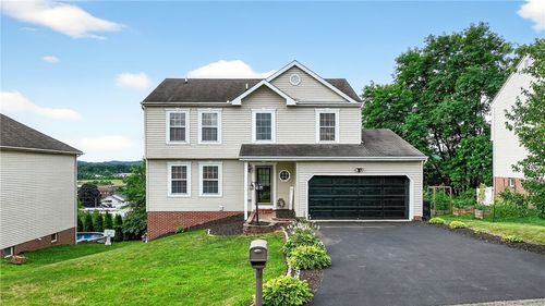 142 Stratford Ct, New Stanton, PA, 15672-9427 | Card Image