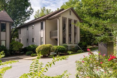 6 - 201 Racquet Club Road, Condo with 2 bedrooms, 2 bathrooms and null parking in Asheville NC | Image 1