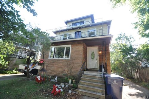9 Wellington Rd, Buffalo, NY, 14216-2810 | Card Image