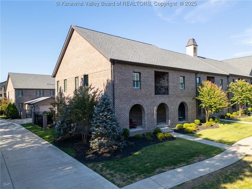 1 Isla St, Barboursville, WV, 25504-1169 | Card Image