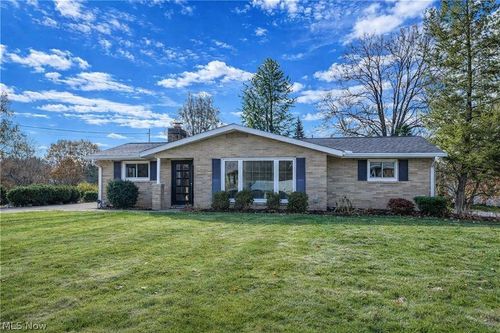 5650 Comanche St Nw, North Canton, OH, 44720-6727 | Card Image