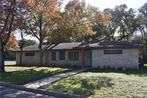 2001 Oakglen Dr, Austin, TX, 78745-2760 | Card Image