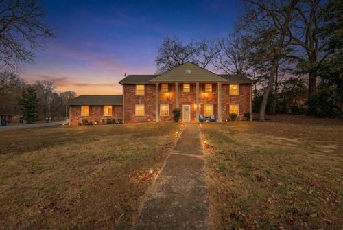 4535 Lake Haven Dr, Chattanooga, TN, 37416-2934 | Card Image