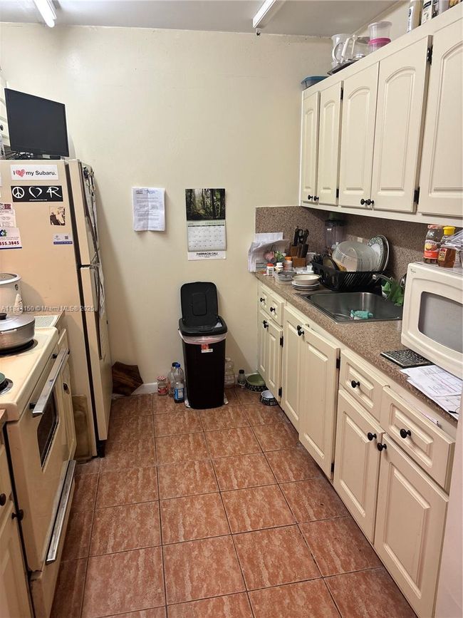 APT-307B - 1301 Sw 134 Th Way, Condo with 1 bedrooms, 1 bathrooms and null parking in Pembroke Pines FL | Image 20