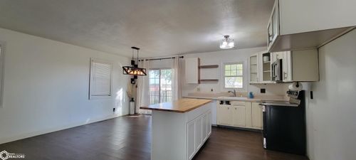 101 Evergreen Rd, Algona, IA, 50511-9700 | Card Image