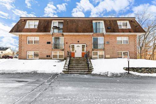 apt-21-82 Boylston Ln, Lowell, MA, 01852-5560 | Card Image