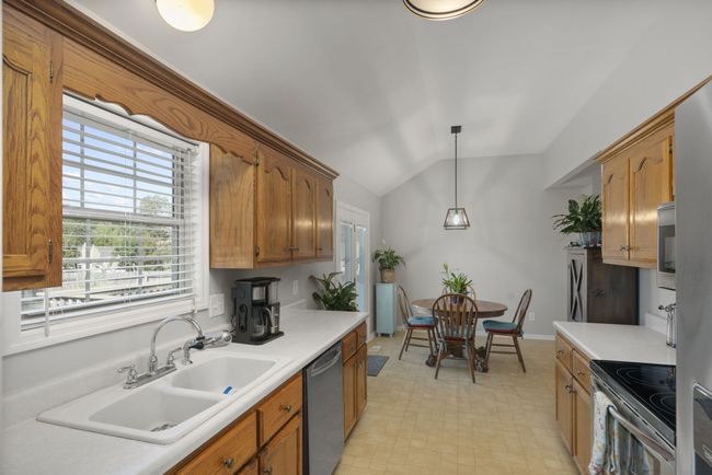 409 Grove St, House other with 3 bedrooms, 2 bathrooms and 2 parking in Greenbrier TN | Image 15