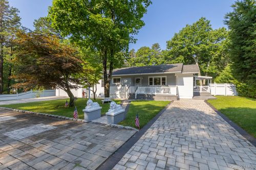 276 Parkway Dr, Calverton, NY, 11933-9797 | Card Image