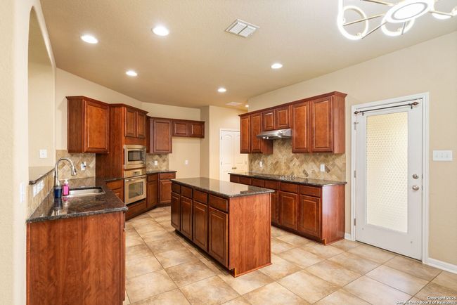 413 Carlow, House other with 4 bedrooms, 3 bathrooms and null parking in Cibolo TX | Image 7