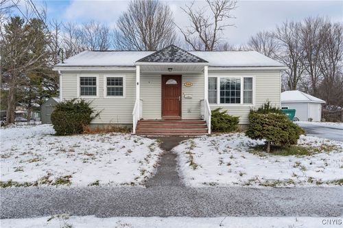 508 Pine St, Watertown, NY, 13601-3235 | Card Image