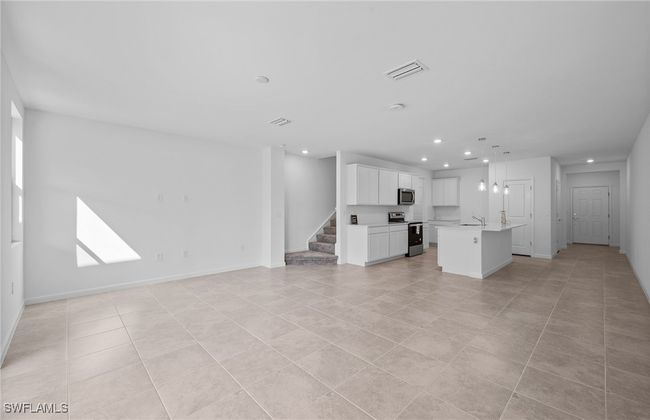 1661 Lake Jessup Cir, Townhouse with 3 bedrooms, 3 bathrooms and null parking in CAPE CORAL FL | Image 13