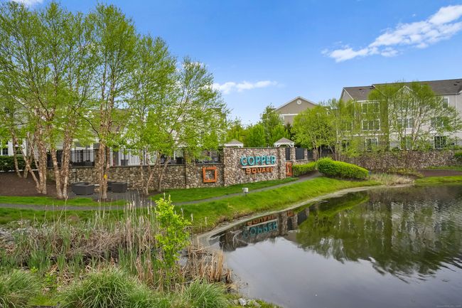 206 - 206 Copper Square Dr, Condo with 2 bedrooms, 3 bathrooms and 2 parking in Bethel CT | Image 26