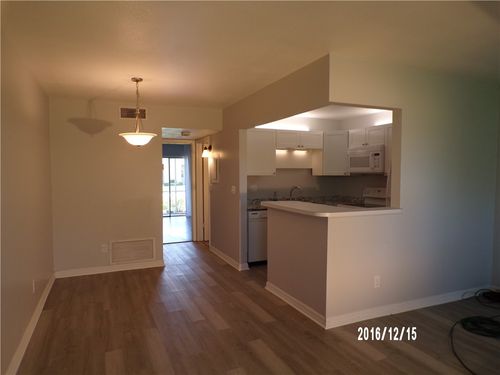 apt-104-106 Spring Lake Ct, VERO BEACH, FL, 32962-1755 | Card Image