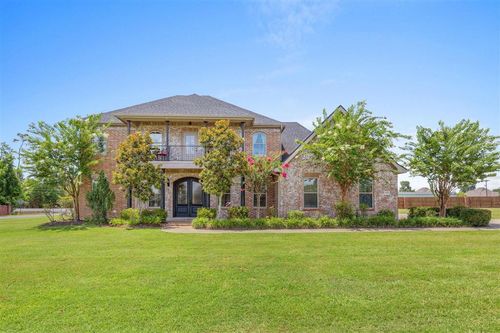 1910 Resling Dr, Lake Charles, LA, 70611-3985 | Card Image