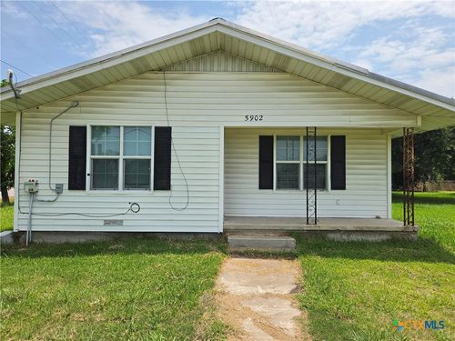 5902 Airport Rd, Temple, TX, 76502-7484 | Card Image