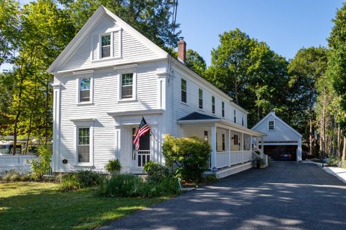 34 Storer St, Kennebunk, ME, 04043-6837 | Card Image