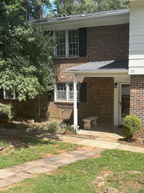 21 Summercreek Dr, Spartanburg, SC, 29307-3504 | Card Image