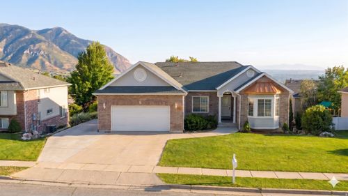 869 E 3350 N, North Ogden, UT, 84414-3216 | Card Image