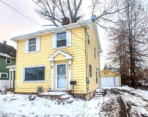 39 Hilton Ave, Youngstown, OH, 44507-2003 | Card Image