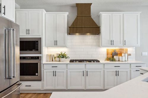 915 Foxglove Ter, Waconia, MN, 55387-5534 | Card Image