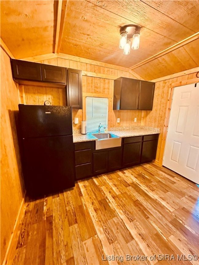 Cabin Kitchen | Image 38