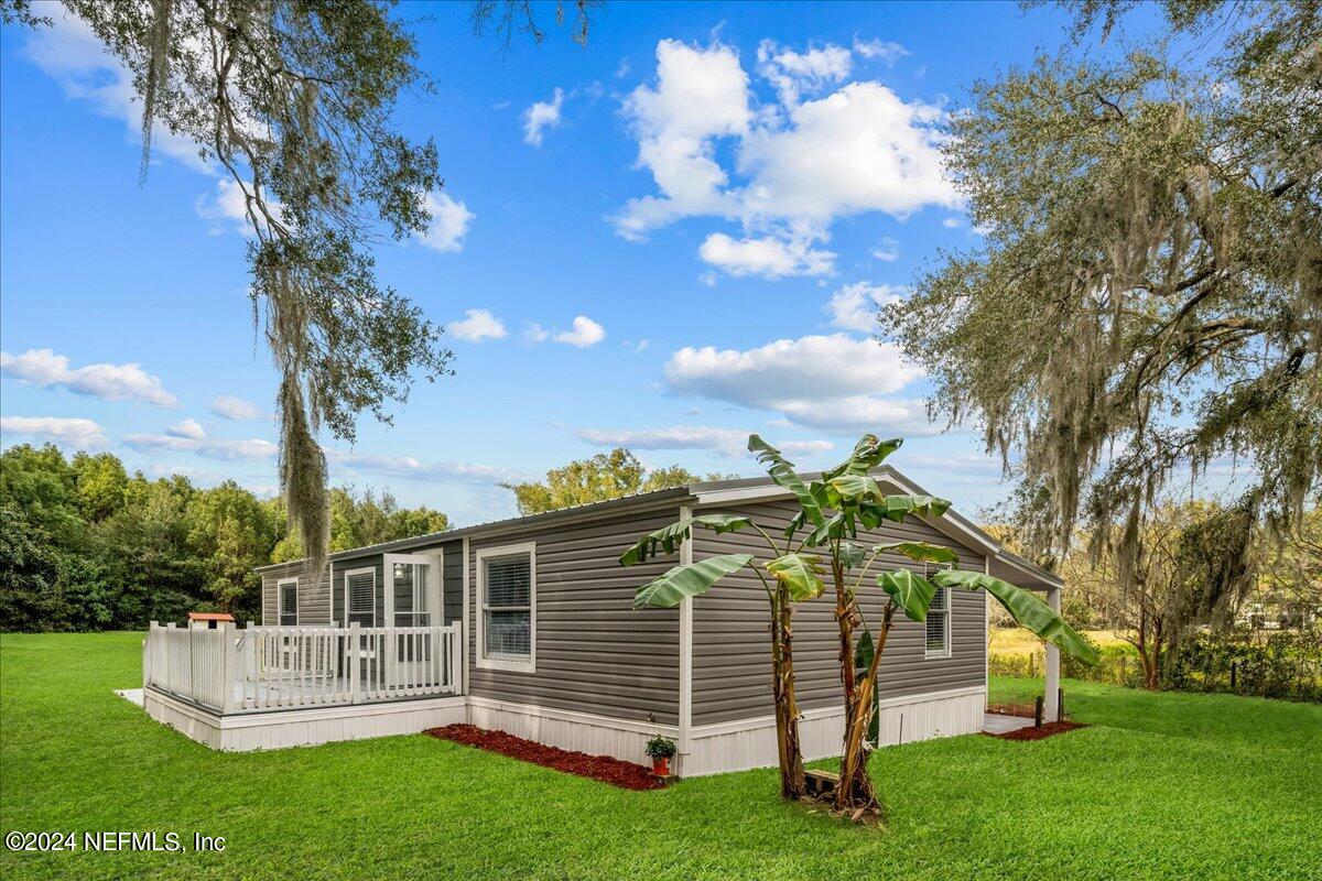 Dream Pond Rd, Crescent City, FL 32112