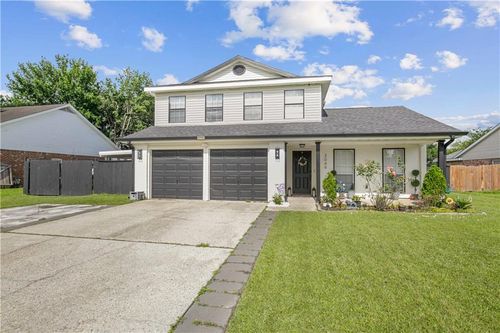 3049 Meadow Lake Dr E, Slidell, LA, 70461-5550 | Card Image