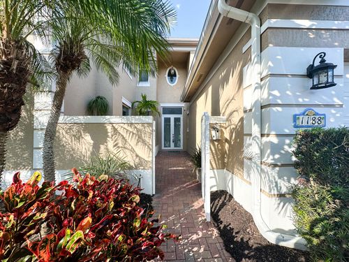 1188 River Wind Cir, Vero Beach, FL, 32967-1827 | Card Image