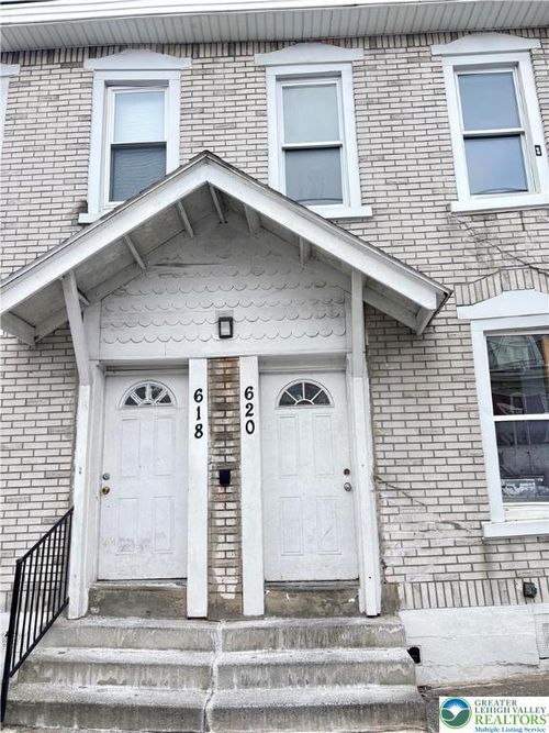 2f-620 Chew St, Allentown, PA, 18102-3327 | Card Image